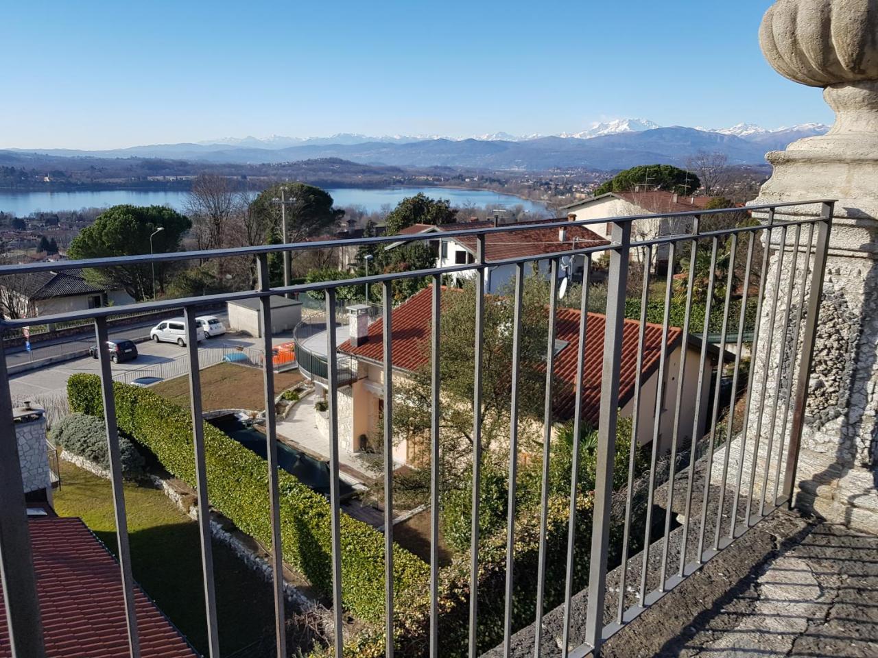 Il Sasso Bianco Alojamento de Acomodação e Pequeno-almoço Comerio