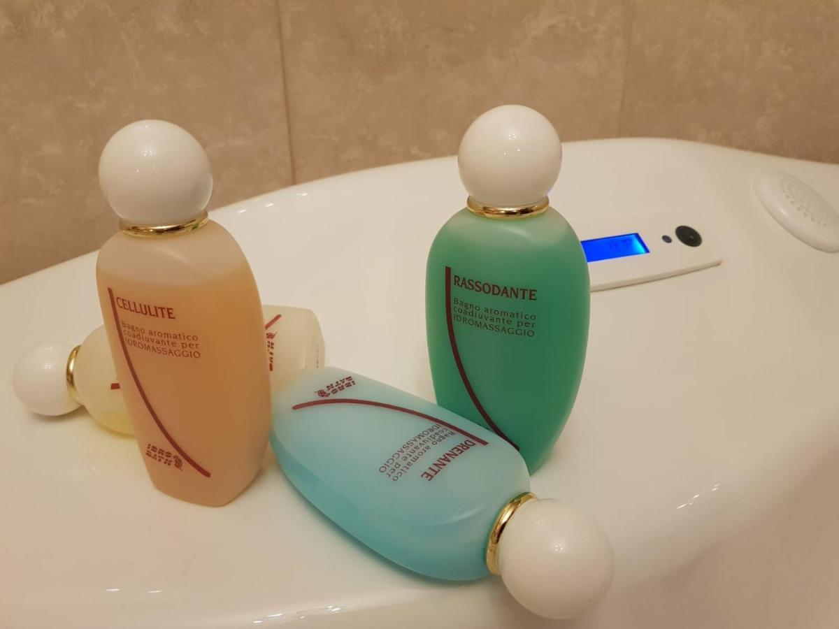 Alojamento de Acomodação e Pequeno-almoço Il Sasso Bianco Comerio